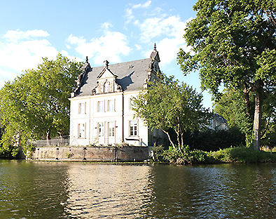 Das Jagdschloss Glienicke in Potsdam per Kajak 